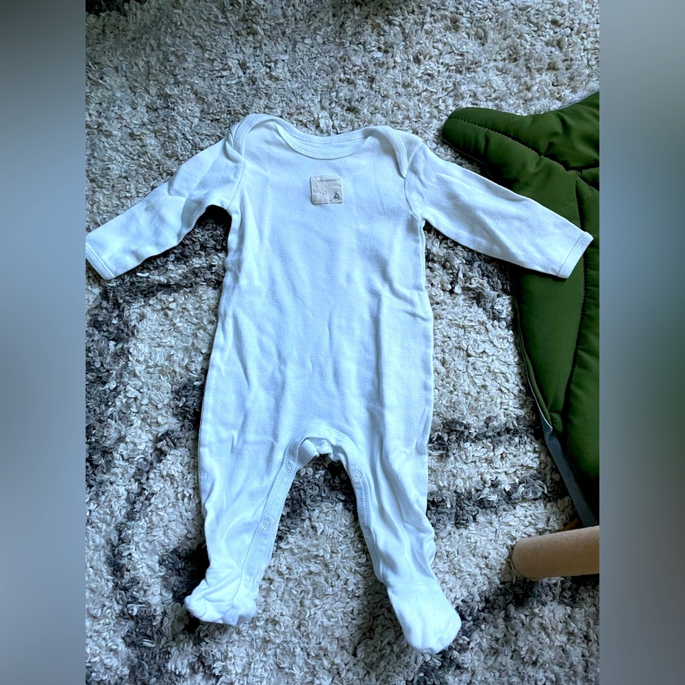 Burt’s Bees baby onesie